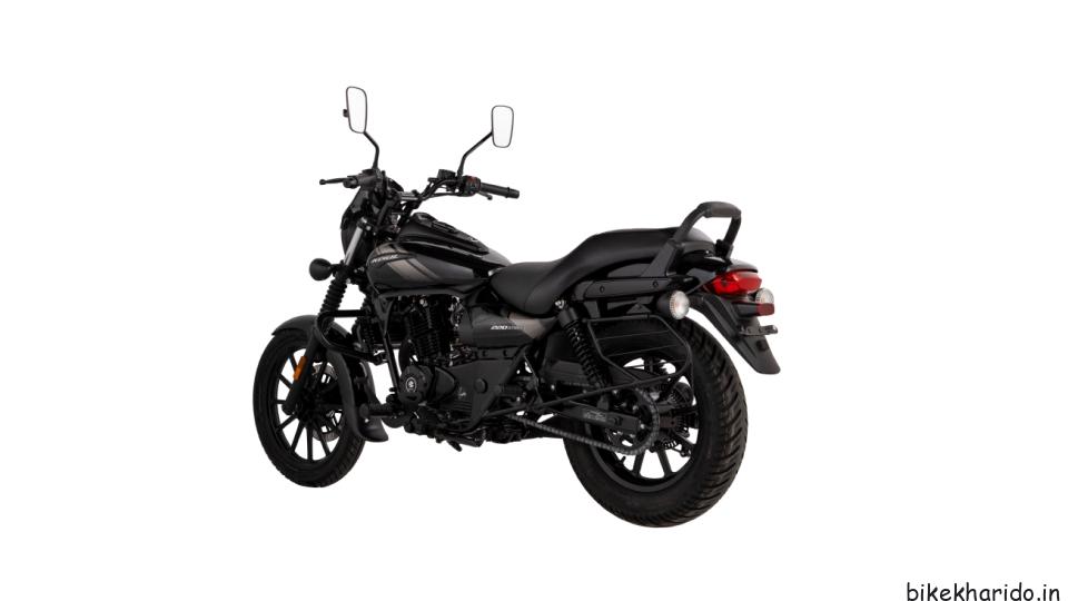 Bajaj Avenger Street 220
