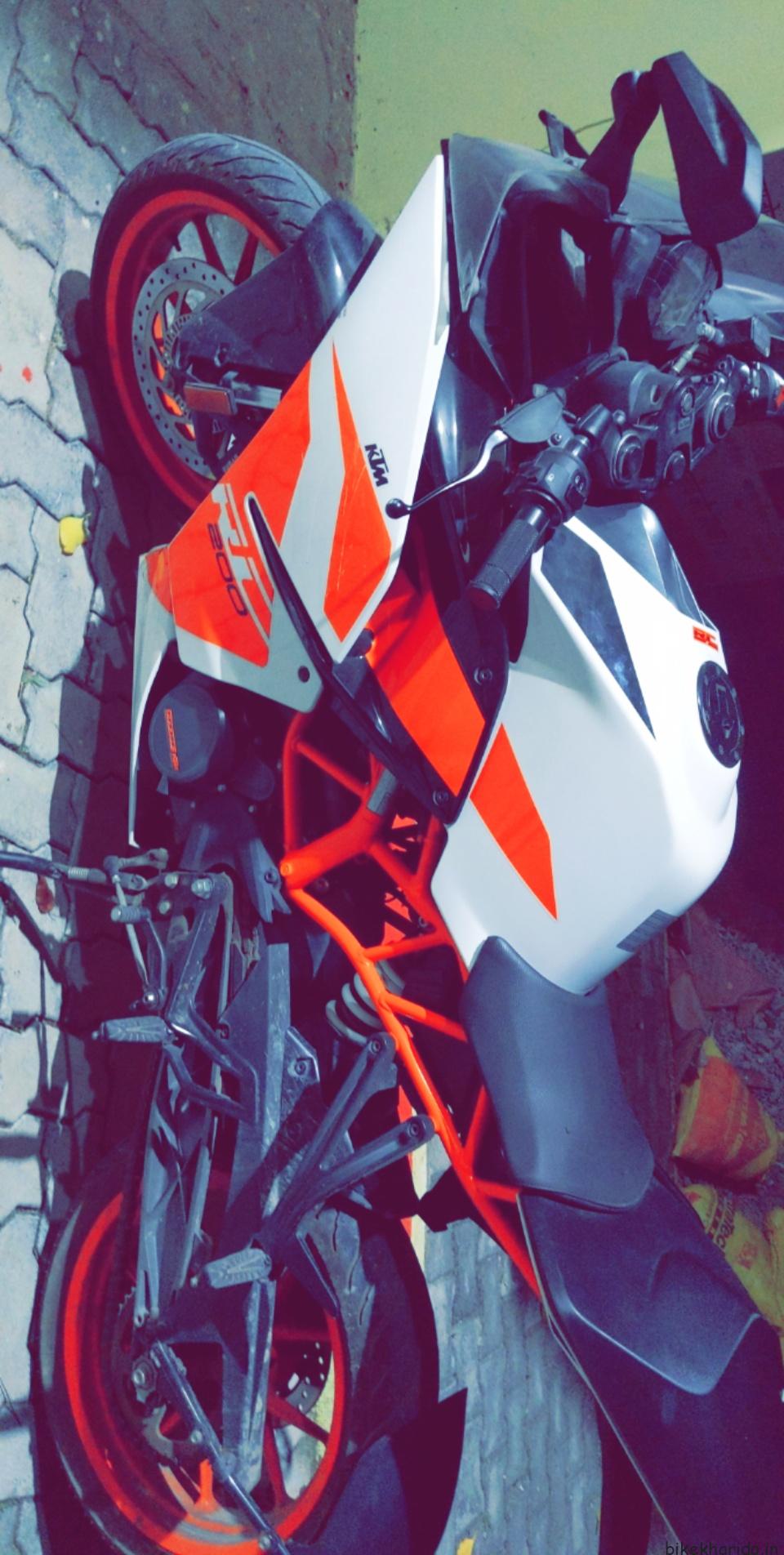 second-hand-2020-ktm-rc-200-bike-in-lucknow-bikekharido