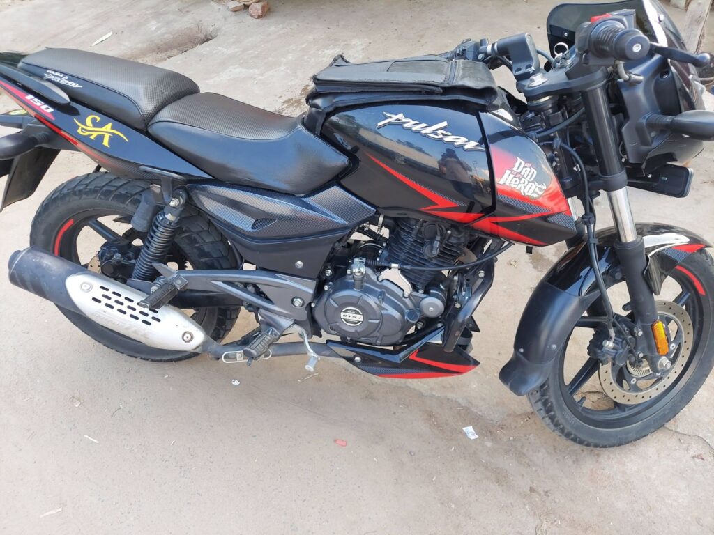 Buy Second Hand Bajaj Pulsar 150 in Vijayawada | Buy Second Hand Bajaj Bike in Vijayawada.
