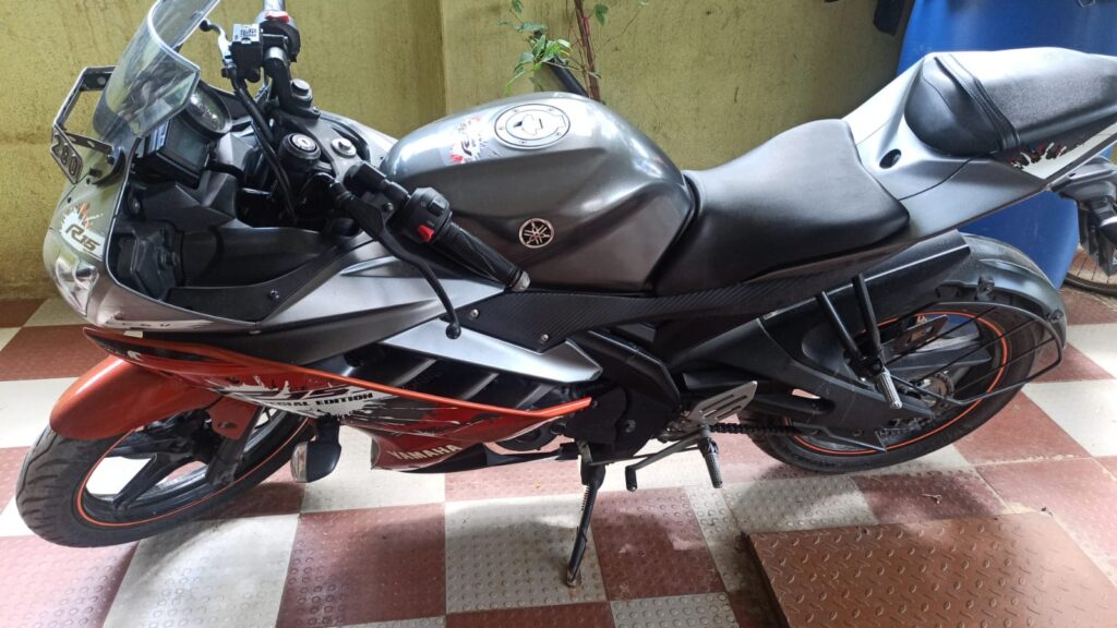 Buy Second Hand Yamaha R15 in Bangalore | Buy Second Hand Yamaha Bike in Bangalore.