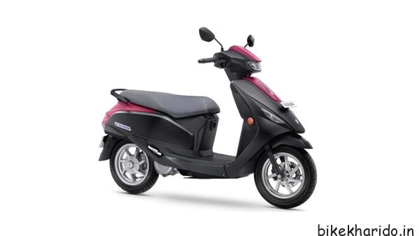 Suzuki e-Access electric scooter front view 2025 launch