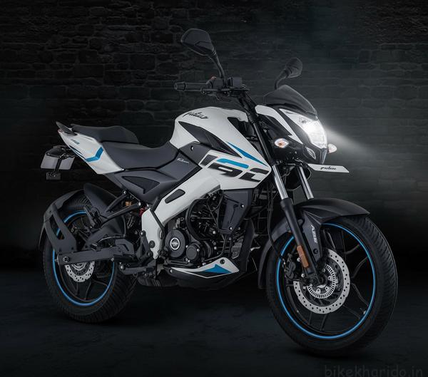 Bajaj Pulsar NS160 2025 model side view