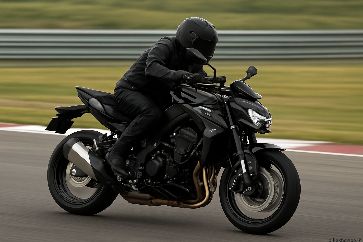 2026 Kawasaki Z1100 Metallic Gray Side View